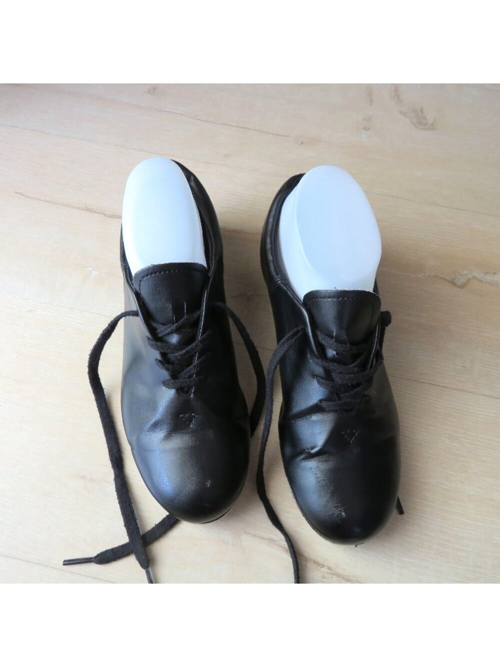 Capezio Womens Black Leather Lace-Up Tap Shoes with Tele Tone Taps Size 8M